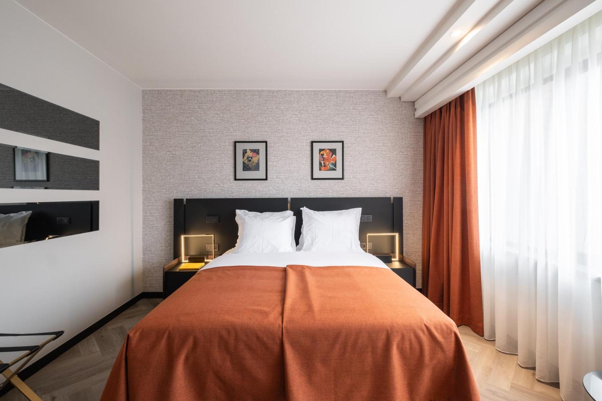 Hyllit Hotel Antwerp Exterior photo